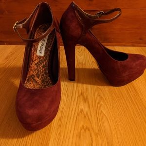 Steve Madden Platform Pumps